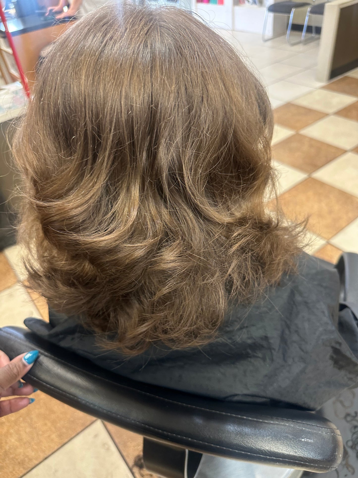 Women's Haircut (Above the Shoulders)