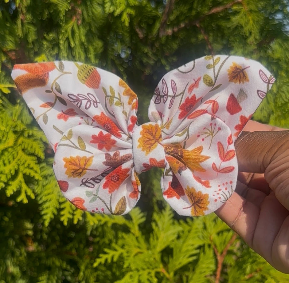 Leafy Fall Butterfly Bow